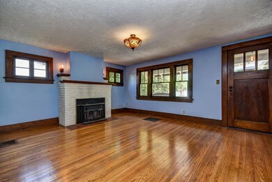 1615 E Cherry-7