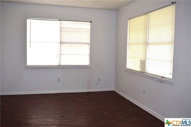 1001 Phil Ave, Copperas Cove, TX 76522 - photo 4