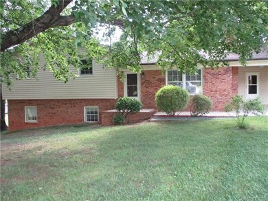 115 Kalen Dr unit 15 & pt14, Statesville, NC 28625 - photo 2