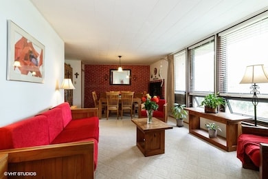 18413 Argyle Ave, Homewood, IL 60430 - photo 3