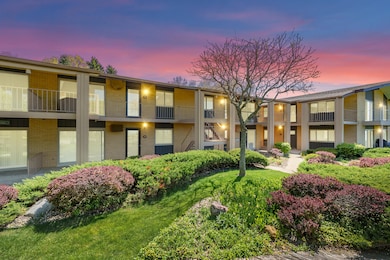 4150 Ridge Rd unit 21 and 22, Stevensville, MI 49127 - photo 2