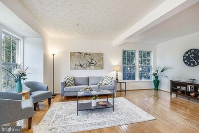 9828 Bayline Cir, Owings Mills, MD 21117 - photo 5