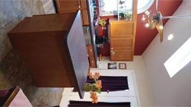 137 Abbey Dr, Royersford, PA 19468 - photo 4