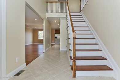 foyer1_1200 - Copy (2) - Copy.jpg