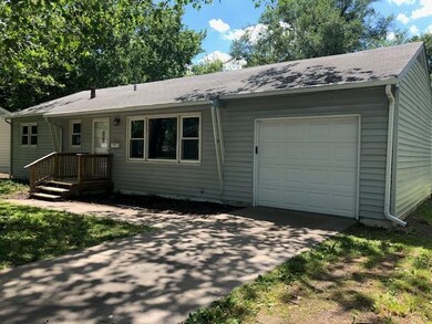 5542 Nieman Rd, Shawnee, KS 66203 - photo 4