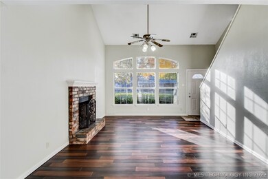 1205 S 34th St, Broken Arrow, OK 74014 - photo 3