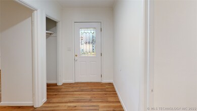 904 Davis St NW, Ardmore, OK 73401 - photo 2