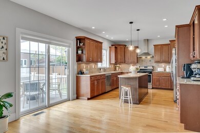 73 Sheridan Cir, Winchester, MA 01890 - photo 5