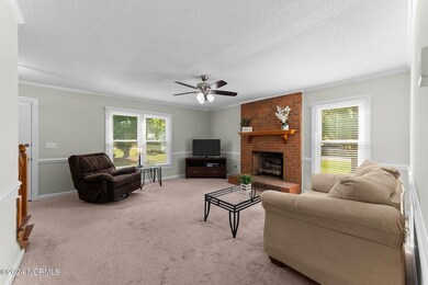 2208 Woodridge Dr, Winterville, NC 28590 - photo 3