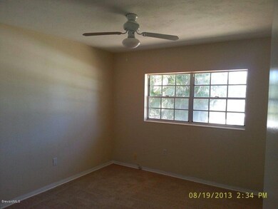 2nd bedroomw/ ceiling fan