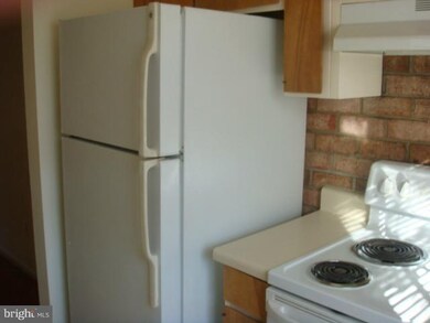 8546 Barrington Ct unit 930, Springfield, VA 22152 - photo 6