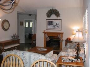 107 Thistle Knoll Ct, Asheville, NC 28803 - photo 4