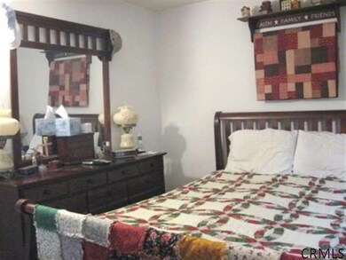 827 Vischer Ave, Schenectady, NY 12306 - photo 6