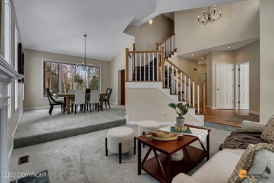 South-facing living & dining