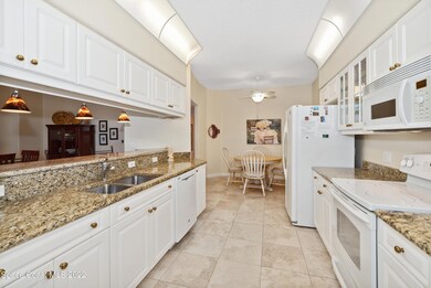 03_2065NHighwayA1A_5_Kitchen_HiRes
