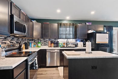 32 Mechanic St, Farmington, NH 03835 - photo 7