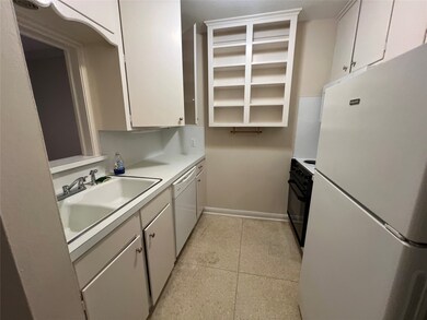 2508 Ridgewood St, Houston, TX 77006 - photo 2