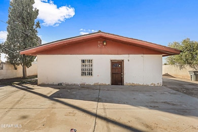 148 Champie Ln, El Paso, TX 79915 - photo 2