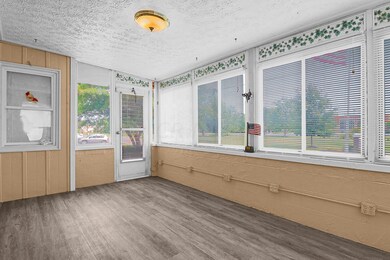 4534 Etna Rd, Columbus, OH 43213 - photo 5