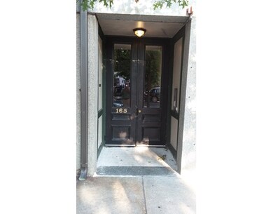 165 Winnisimmet St unit 3C, Chelsea, MA 02150 - photo 2