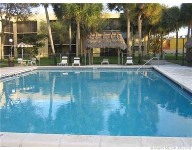 Swimming Pool/Hot Tub/Sauna