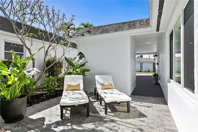 17 Knights Bridge Rd, Naples, FL 34112 - photo 2