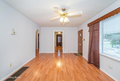 2612 Franklin Ave L-24