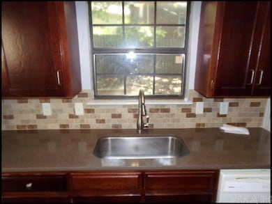 8 Woodlore Cir, Little Rock, AR 72211 - photo 7