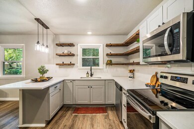 1210 Loma Alta Place, Cleburne, TX 76033 - photo 6