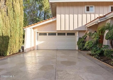 1885 Fallview Rd, Westlake Village, CA 91361 - photo 2