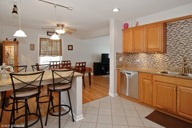 9857 Drury Ln, Westchester, IL 60154 - photo 6