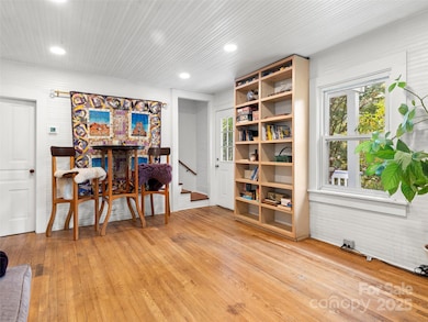 27 Barkn Cove, Canton, NC 28716 - photo 6