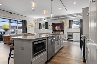 210 Mulberry St, Jeffersonville, IN 47130 - photo 7