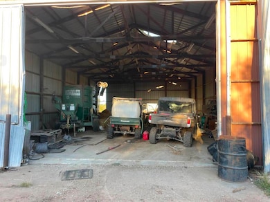 3990 SW Us Highway 77, El Dorado, KS 67042 - photo 2