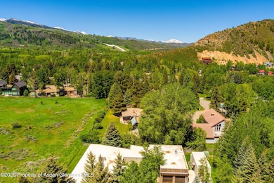 06-1235MountainViewDr_24060606