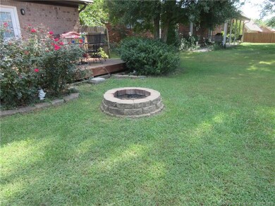 4323 Country View Dr, Floyds Knobs, IN 47119 - photo 4