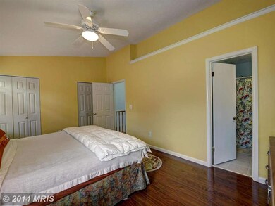 3610 Buckeye Ct, Fairfax, VA 22033 - photo 5