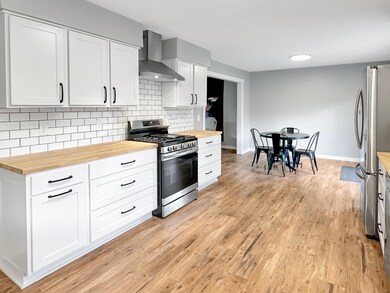 10591 Union Terrace Ln N, Maple Grove, MN 55369 - photo 4