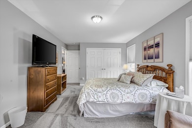 1203 Woodbury Common unit D, Waukesha, WI 53189 - photo 4