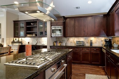 2021 Driscoll St, Houston, TX 77019 - photo 3