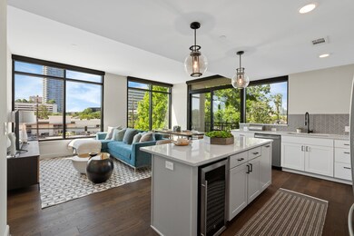 2511 Willowick Rd unit 318, Houston, TX 77027 - photo 3