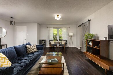 609 Hurst Dr, Bedford, TX 76022 - photo 3