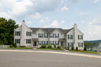 715 Bach Ct, Freemansburg, PA 18017 - photo 3