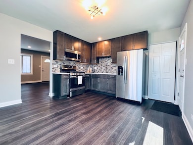 3617 Coventry Ct, Hazel Crest, IL 60429 - photo 7