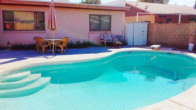 Pool 2