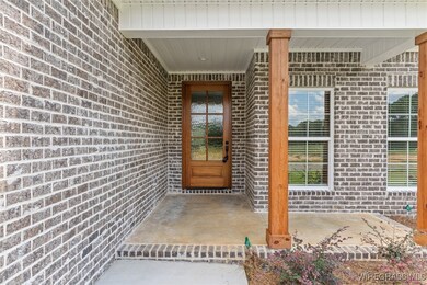 225 Masters Cir, Enterprise, AL 36330 - photo 2