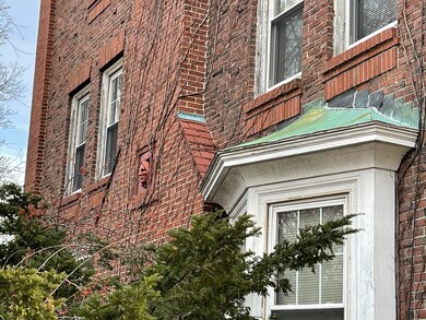 139 Berkeley St, Lawrence, MA 01841 - photo 3