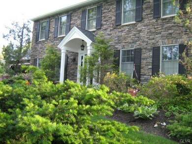 2034 Brook Cir, Macungie, PA 18062 - photo 2