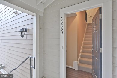 25253 Orchard View Terrace, Chantilly, VA 20152 - photo 3