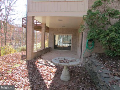 261 Lakeside Dr, Harpers Ferry, WV 25425 - photo 7